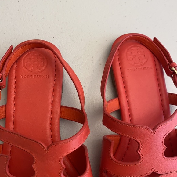 Tory Burch Logo Cutout Slingback Sandal Red Orange - Picture 5 of 12